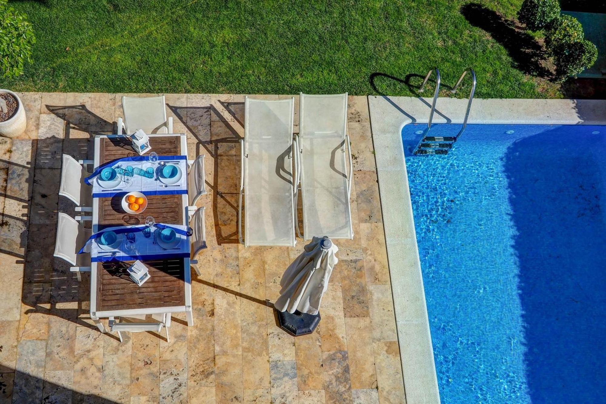 Sunset House By Hello Homes סיטגס מראה חיצוני תמונה